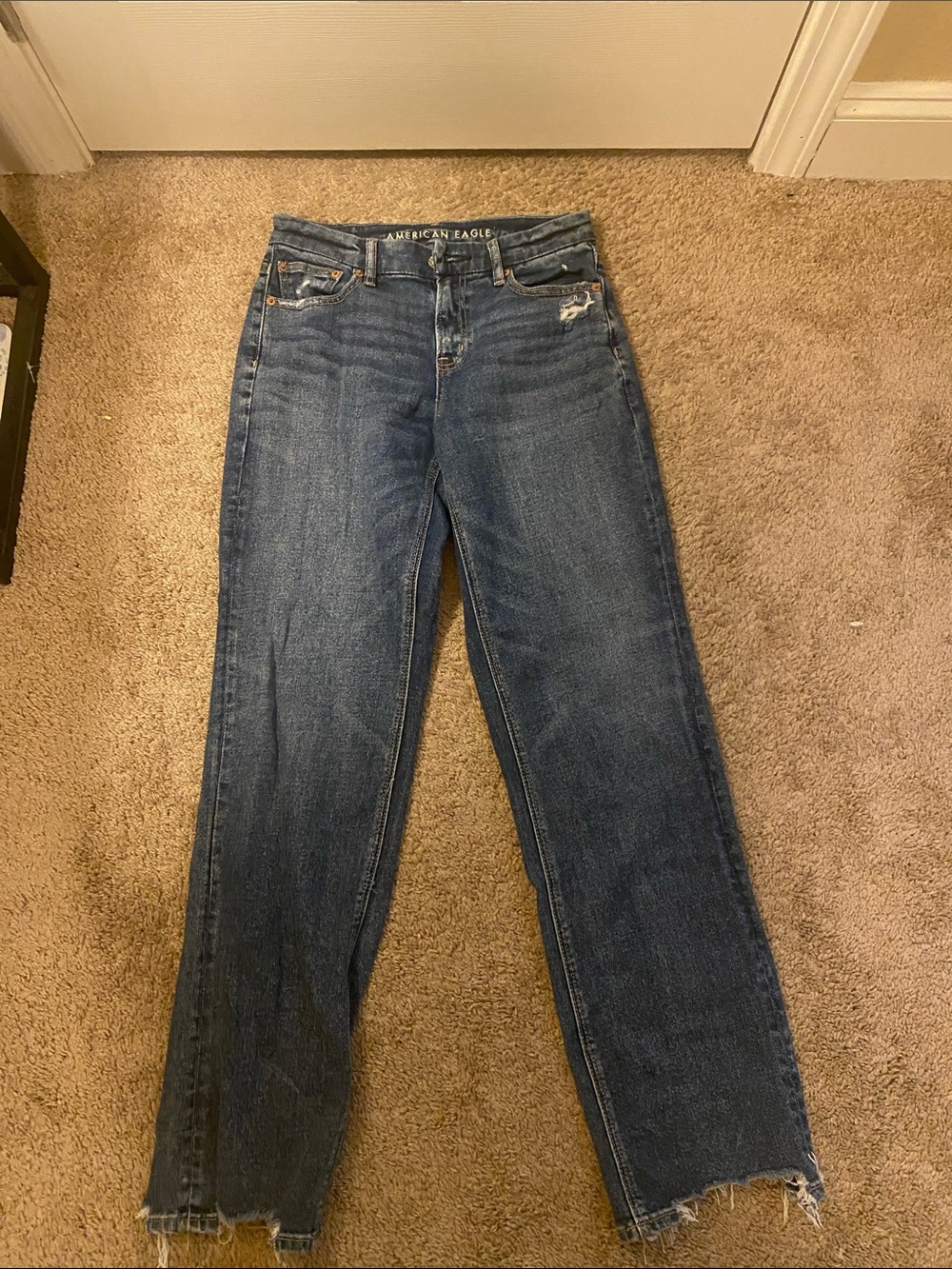American Eagle Outfitters Women's Medium Blue Straight-Leg Jeans